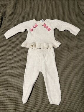 Baby girl 6-9 months set Cream Knit Ruffle One-Piece with Pink Flower Embroidery
